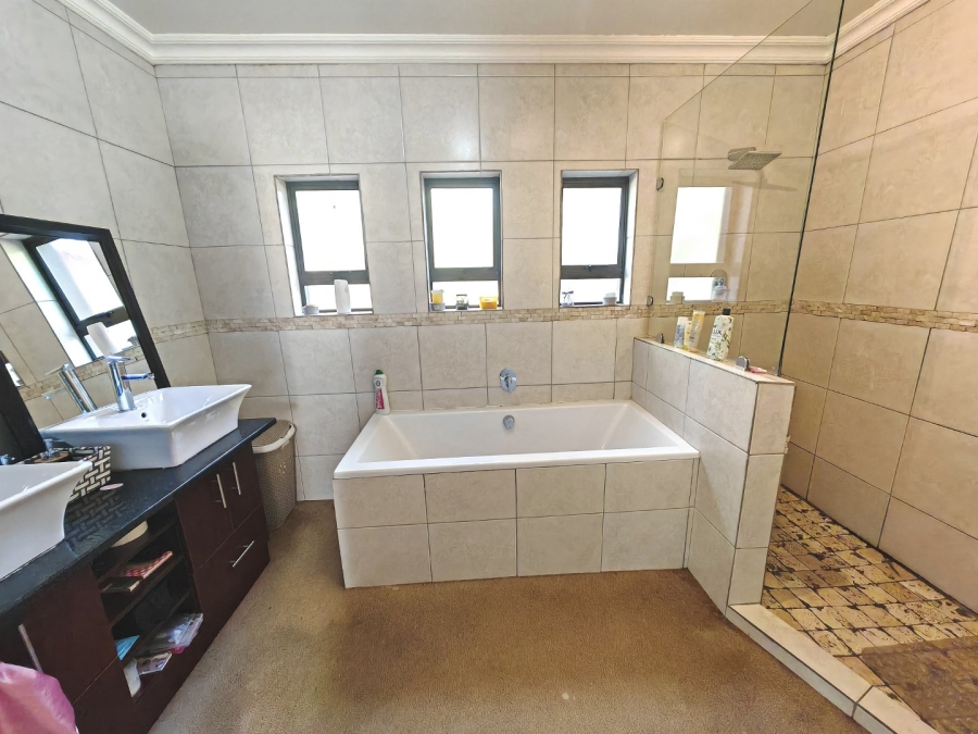4 Bedroom Property for Sale in Bayswater Free State